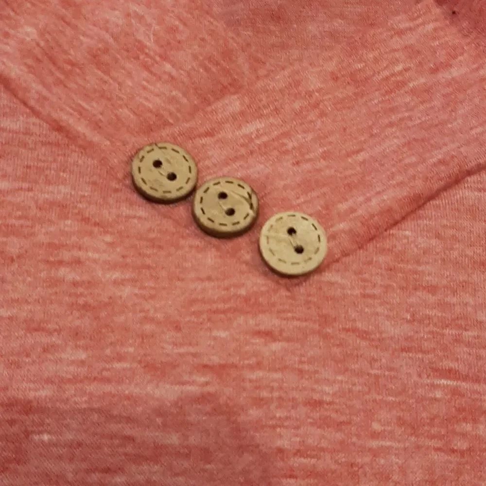 Large Pink Shirt with Buttons - Picture 7 of 9